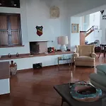 Mariarosa Apartment