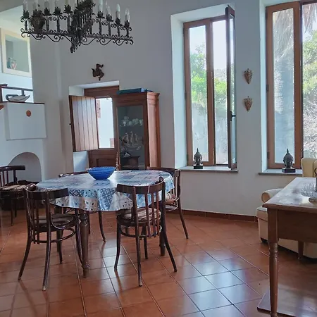 Mariarosa Lipari (Isola Lipari)